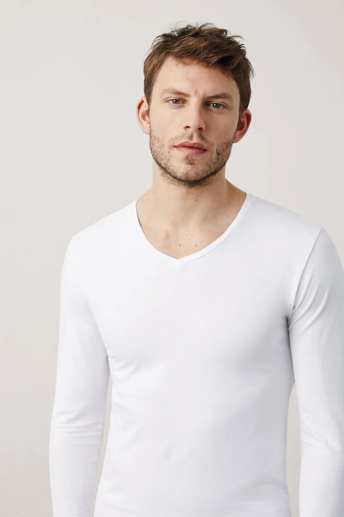 Camiseta interior de algodón para hombre de manga larga y cuello de pico